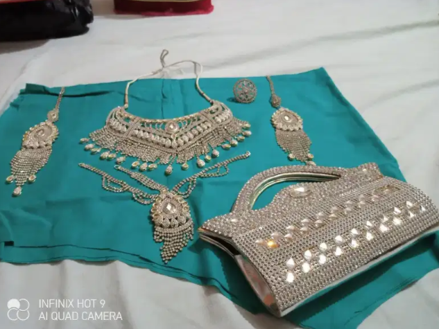 Artificial jewellery complete set in white color Available for Sale in Mirpur