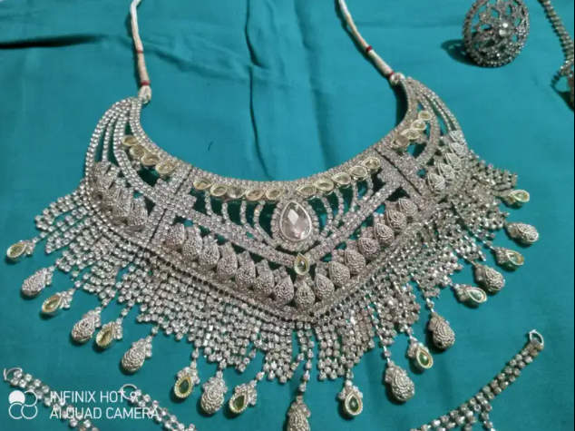 Artificial jewellery complete set in white color Available for Sale in Mirpur