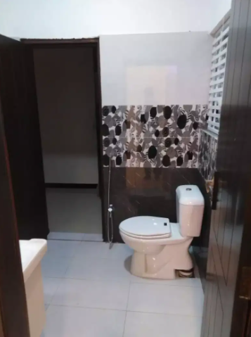 10 Marla Ground portion available for rent in bahria town phase 3