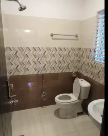 10 Marla Ground portion available for rent in bahria town phase 3