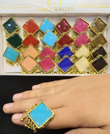 Stone Gajra Ring Full Box Available for sale