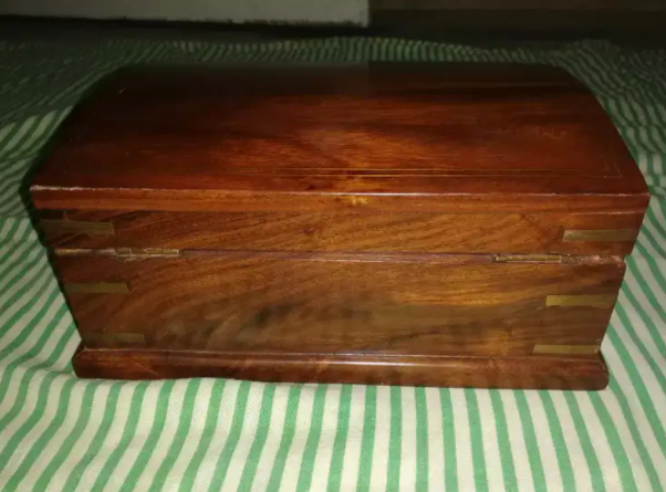 Antique vintage jewelry box Available for sale