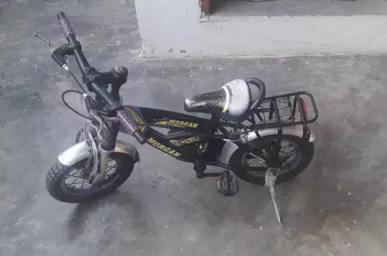 Kid bicycle available for sale