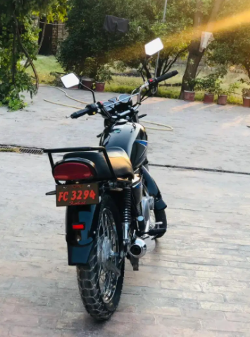 New Suzuki GS150 in Black Color Available for Sale in Kohat