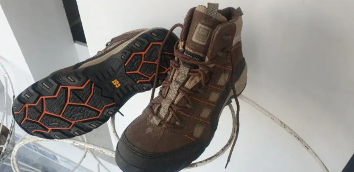 New Cat Safety Shoes Available for Sale in Nowshera