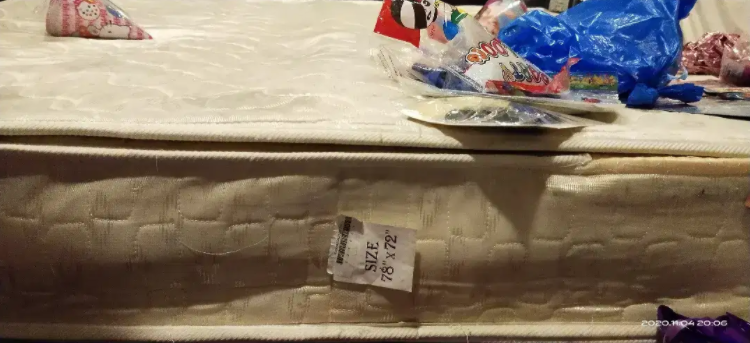 Diamond Spring Matress King Size 10inch height Available for Sale