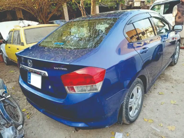 Honda City IVTEC 2009 Model in Blue Color Available for Sale in Peshawar