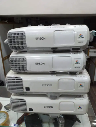 Multimedia Projectors for sale in 12000