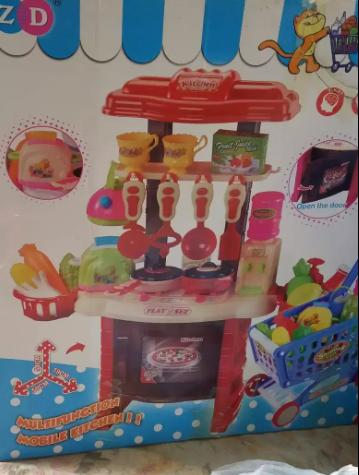 Kitchen set with trolley Available for sale