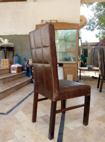 All solid wood Dinning Table with 8 chairs Available for Sale in Lahore