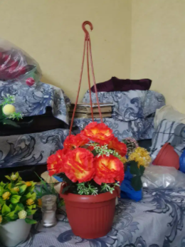 Artificial Flowers Decoration Pieces  New and Good Quality Available for Sale