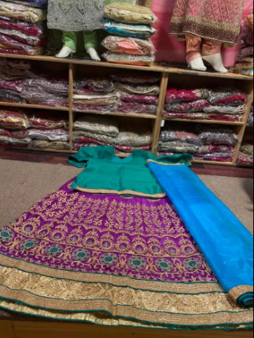 Mehndi dresses lehnga, short frocks available for rent in Rawalpindi