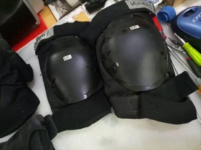 New Knee & Elbow Pads Available for in Peshawar
