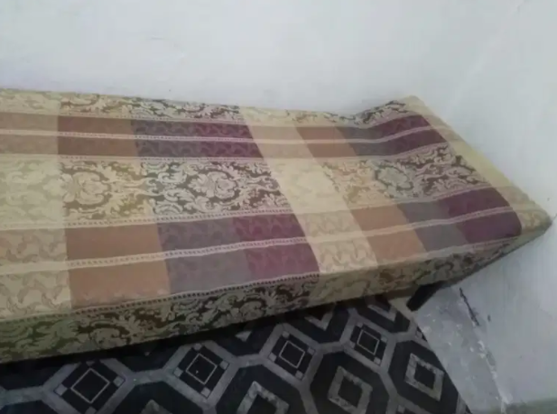 Two beds Available For sale