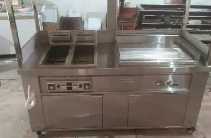 Counter with double fryer and hotplate Available for sale