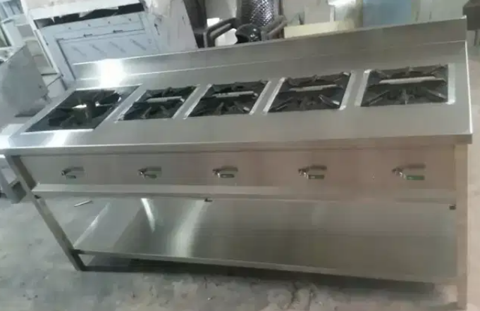 Cooking rang 5 burner Available for sale in Lahore