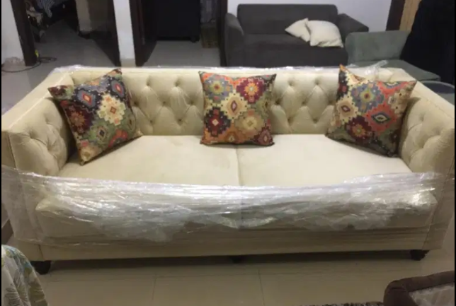 5 seater Sofa set Available for sale