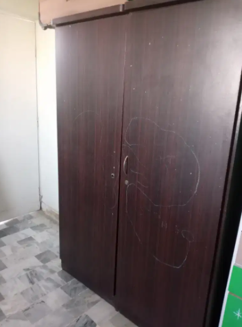 double bed and Wardrobe Available for sale
