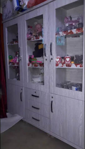 Complete bed room set Available for sale