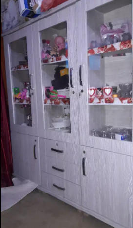 Complete bed room set Available for sale