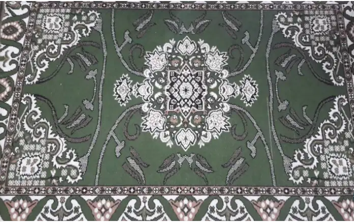 beautiful centre piece of Colleen for sale