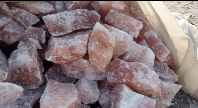 Himalayan salt lamps Available for Sale