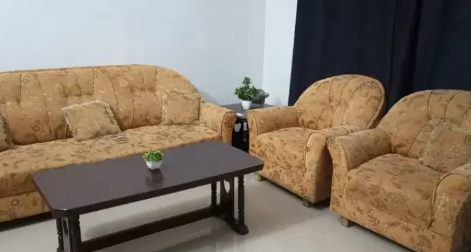 5 seater Sofa set Available for sale in Rawalpindi