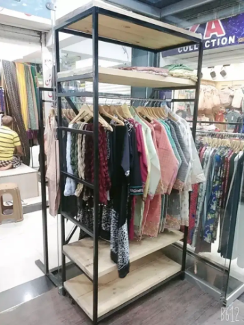 Garments Shop Available for Sale in Karachi