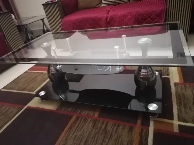 Fancy Center table and 2 side tables Available for Sale in Lahore