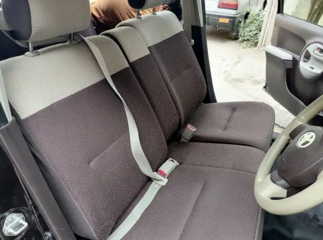 Toyota passo 2012 Model Available for Sale in Lahore