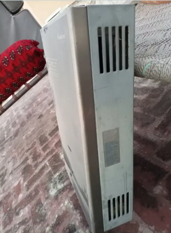 Instant gas geyser Available for sale