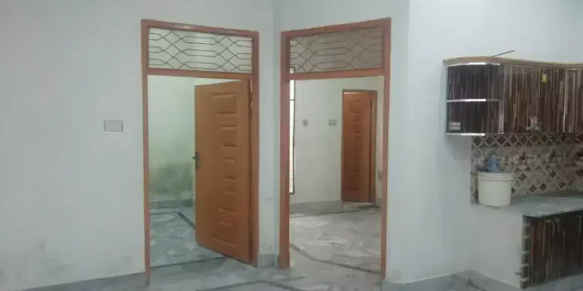 5 Marla house Available for Sale in Sargodha