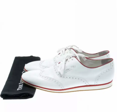New Gucci original shoes in white leather Available for Sale