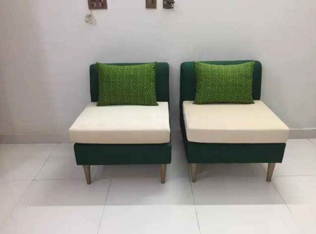New beautiful 2 seter bed room sofa Set Available for Sale in Karachi
