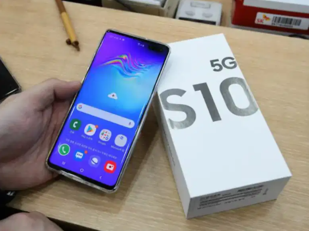 Samsung S10 Plus 5G 8/256gb Smartphone Available for Sale in Gujrat
