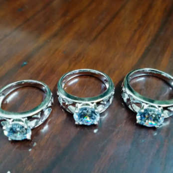 New Artificial jewellery Available for Sale in Lahore