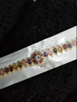 New Artificial jewellery Available for Sale in Lahore