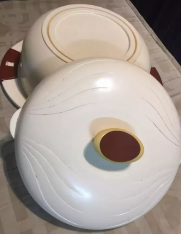 Hotpot Available for Sale in Good Condition