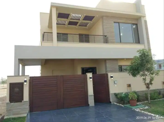 HOUSE 250 SQ. YARDS VILLA ON EASY DOWN PAYMENT OF 10 LAC RUPEES FOR SALE KARACHI