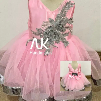 New Baby frock pink and grey 0-3 years Available for Sale in Lahore