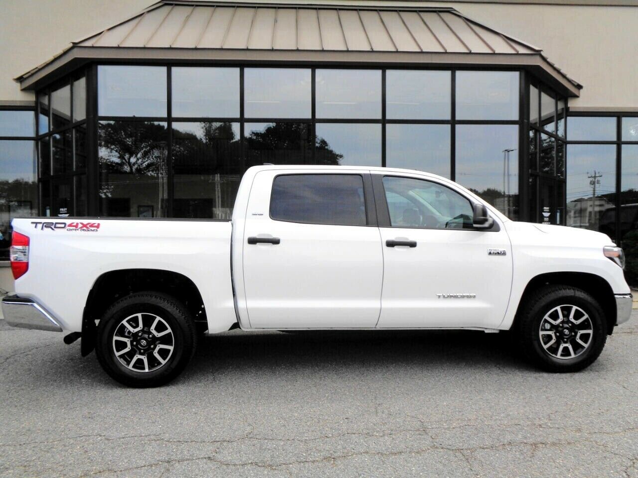 2020 Toyota Tundra SR5 Crew Max 4WD
