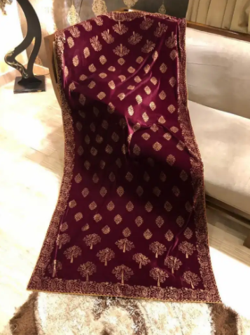 NEW VELVET DIGITAL SHAWL AVAILABLE FOR SALE IN JHANG