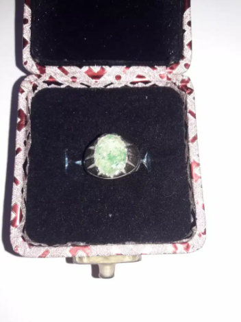 Emerald Stone Studded in Silver Available for Sale