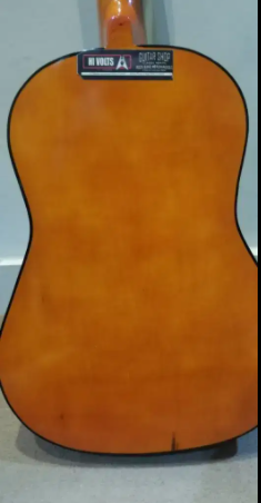 Classical guitar Available for Sale in Islamabad