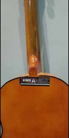 Classical guitar Available for Sale in Islamabad