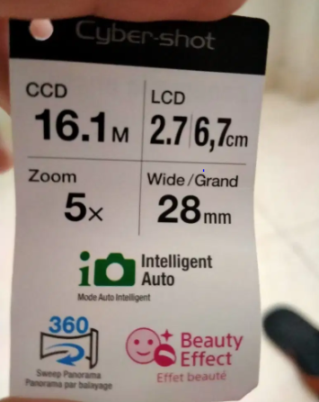 Sony cyber shot camera Available for Sale