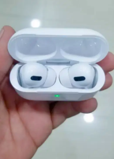 Airpods pro Realme Available for Sale in Karachi