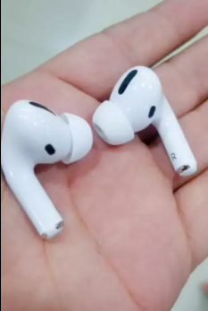 Airpods pro Realme Available for Sale in Karachi