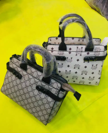 New important hand bag in just 2000 Available for Sale in Lahore