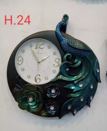 New Wall Clock  with modern style Available for Sale in Multan